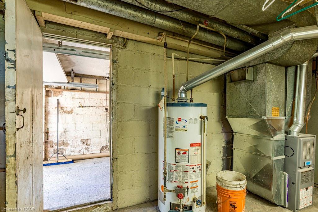 132 Tope Crescent, Hamilton, ON - Indoor Photo Showing Basement