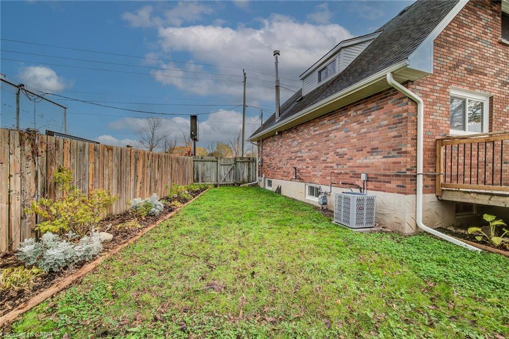 1830 Coronation Boulevard, Cambridge, ON - Outdoor