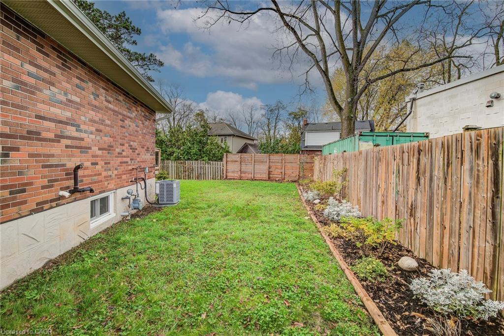 1830 Coronation Boulevard, Cambridge, ON - Outdoor