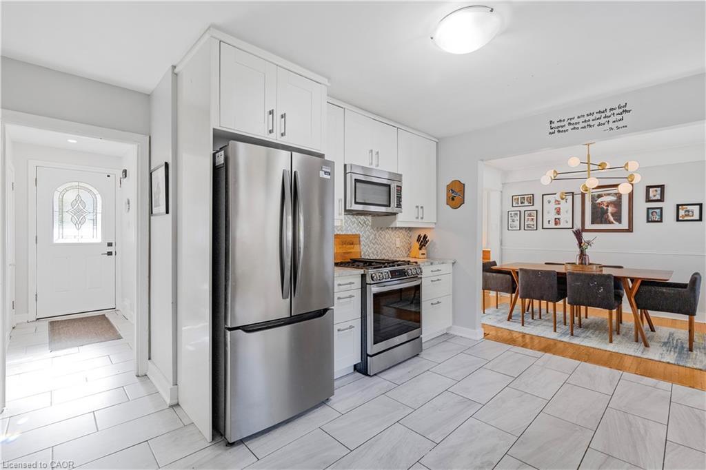 1177 Bellview Street, Burlington, ON - Indoor Photo Showing Kitchen