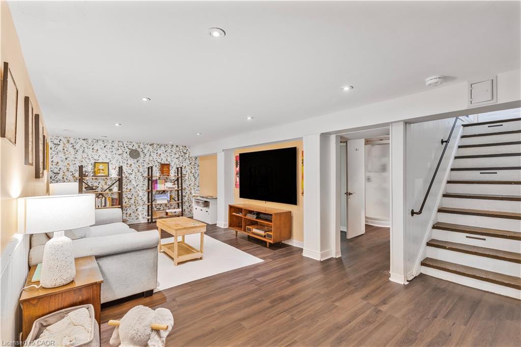 1177 Bellview Street, Burlington, ON - Indoor Photo Showing Other Room