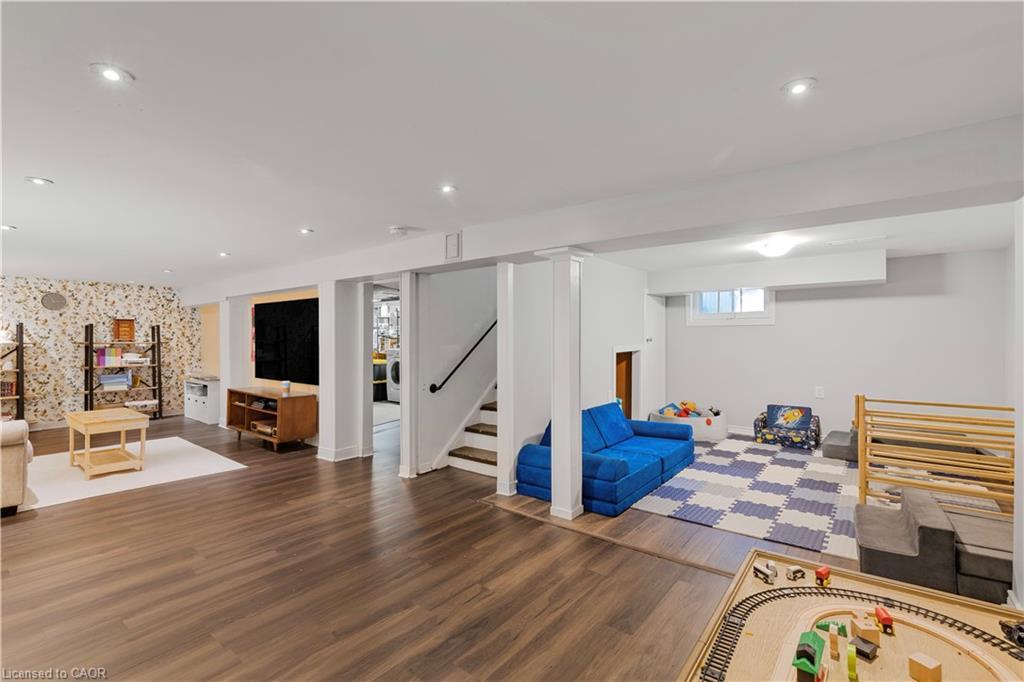 1177 Bellview Street, Burlington, ON - Indoor