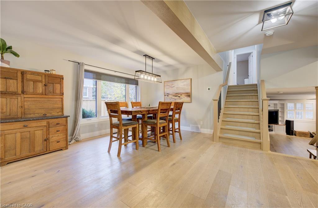 1 Edgewood Court, Wellesley, ON - Indoor Photo Showing Dining Room