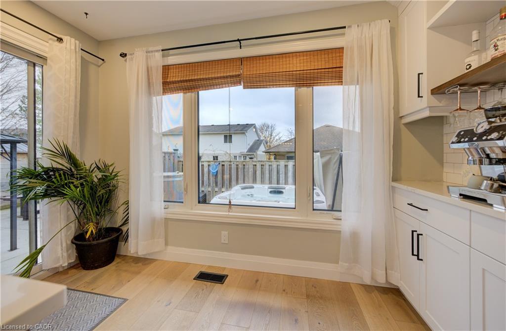 1 Edgewood Court, Wellesley, ON - Indoor