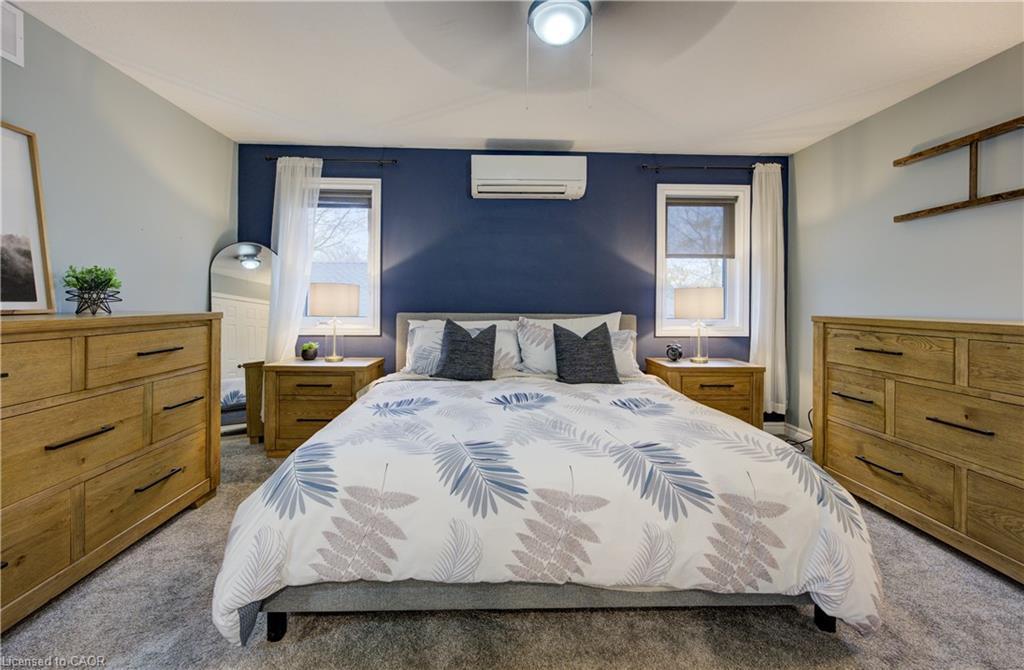 1 Edgewood Court, Wellesley, ON - Indoor Photo Showing Bedroom