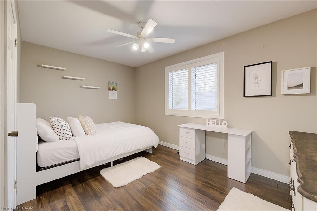 1 Edgewood Court, Wellesley, ON - Indoor Photo Showing Bedroom