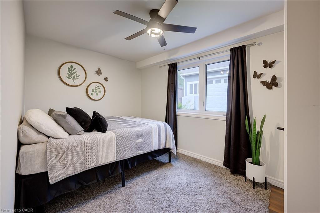 1 Edgewood Court, Wellesley, ON - Indoor Photo Showing Bedroom