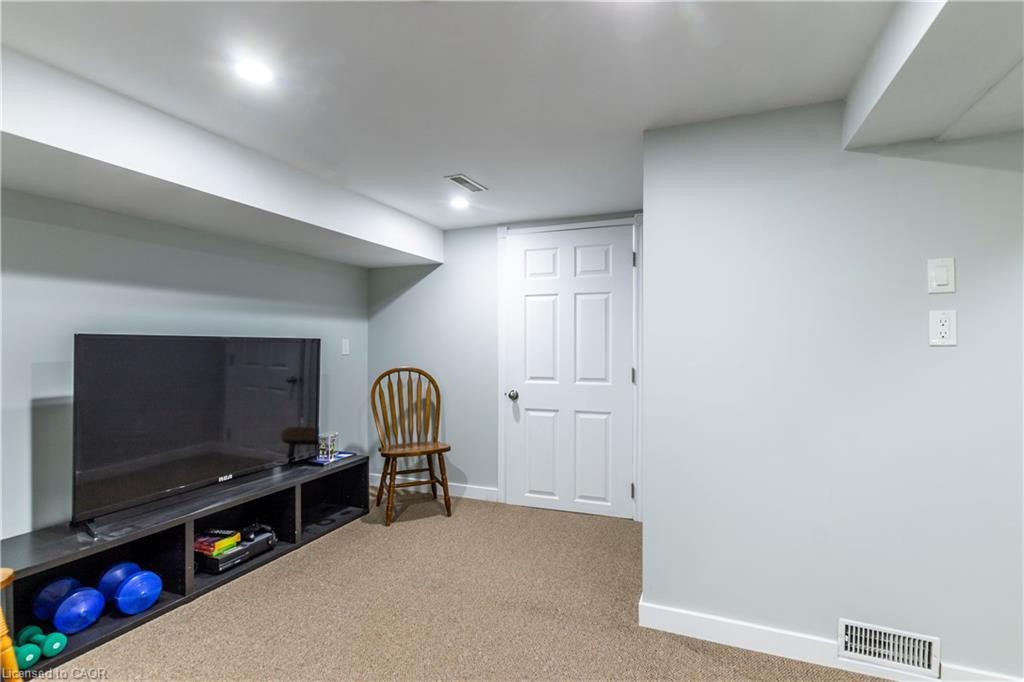 20 West 1St Street, Hamilton, ON - Indoor