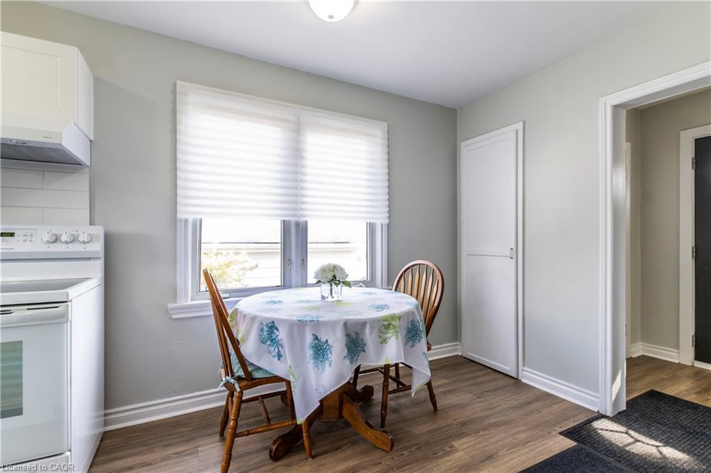 20 West 1St Street, Hamilton, ON - Indoor Photo Showing Dining Room