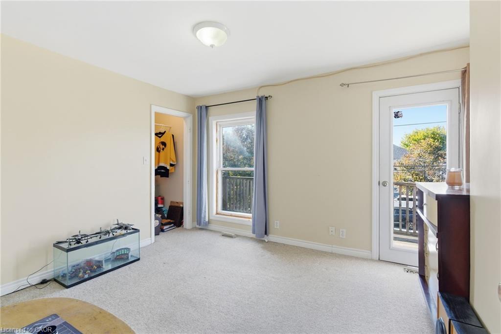 132 1/2 Lake Street, St. Catharines, ON - Indoor