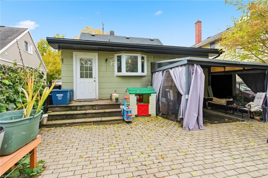 272 Grey Street, Brantford, ON - Outdoor With Exterior