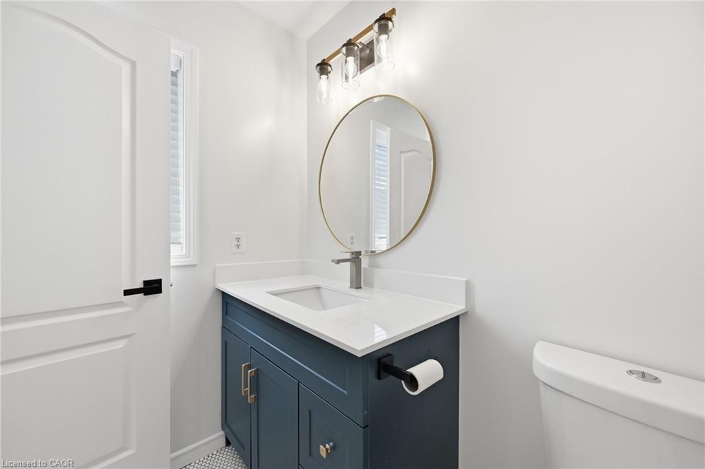45-470 Beach Boulevard, Hamilton, ON - Indoor Photo Showing Bathroom