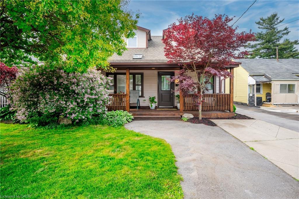 1-100 Munn Street, Hamilton, ON - Outdoor With Facade