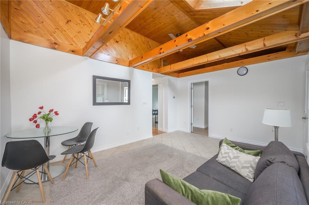 1-100 Munn Street, Hamilton, ON - Indoor