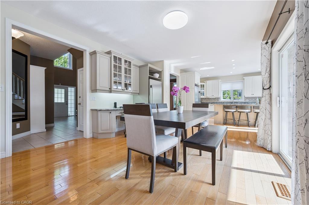 867 Creekside Drive, Waterloo, ON - Indoor Photo Showing Dining Room