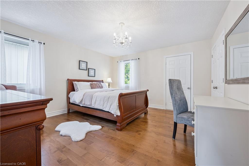867 Creekside Drive, Waterloo, ON - Indoor Photo Showing Bedroom