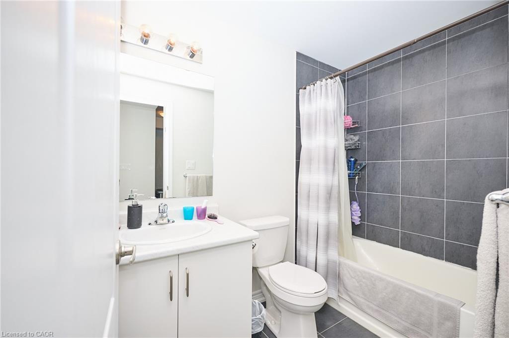 7-5016 Serena Drive, Beamsville, ON - Indoor Photo Showing Bathroom