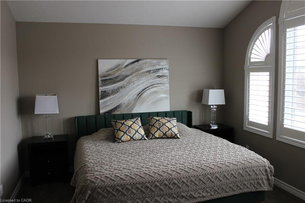 561 Thomas Slee Drive, Kitchener, ON - Indoor Photo Showing Bedroom