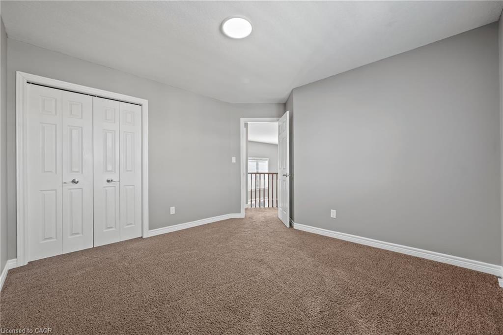 561 Thomas Slee Drive, Kitchener, ON - Indoor Photo Showing Other Room