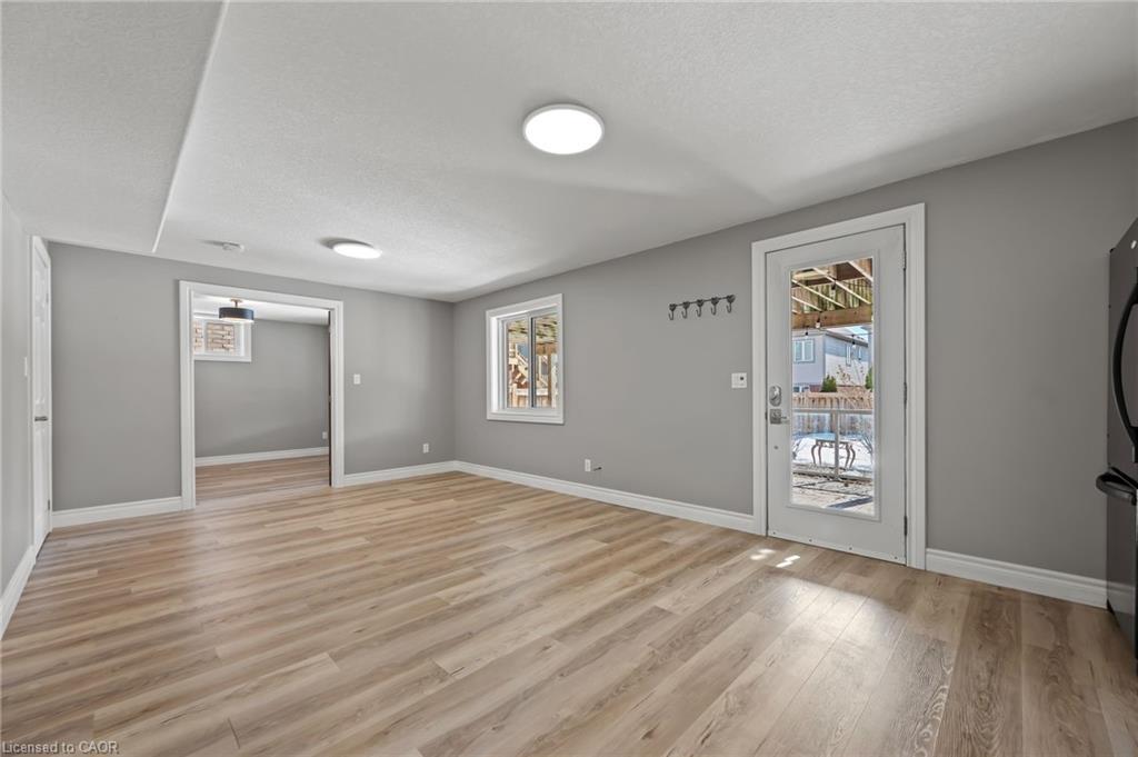 561 Thomas Slee Drive, Kitchener, ON - Indoor Photo Showing Other Room