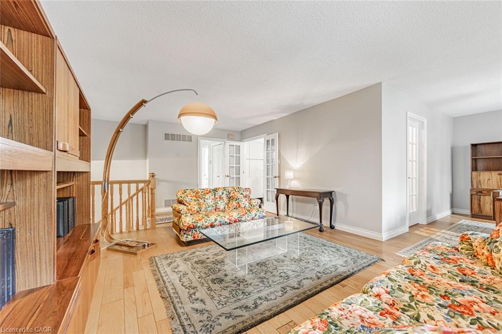 3465 Rubens Court, Burlington, ON - Indoor