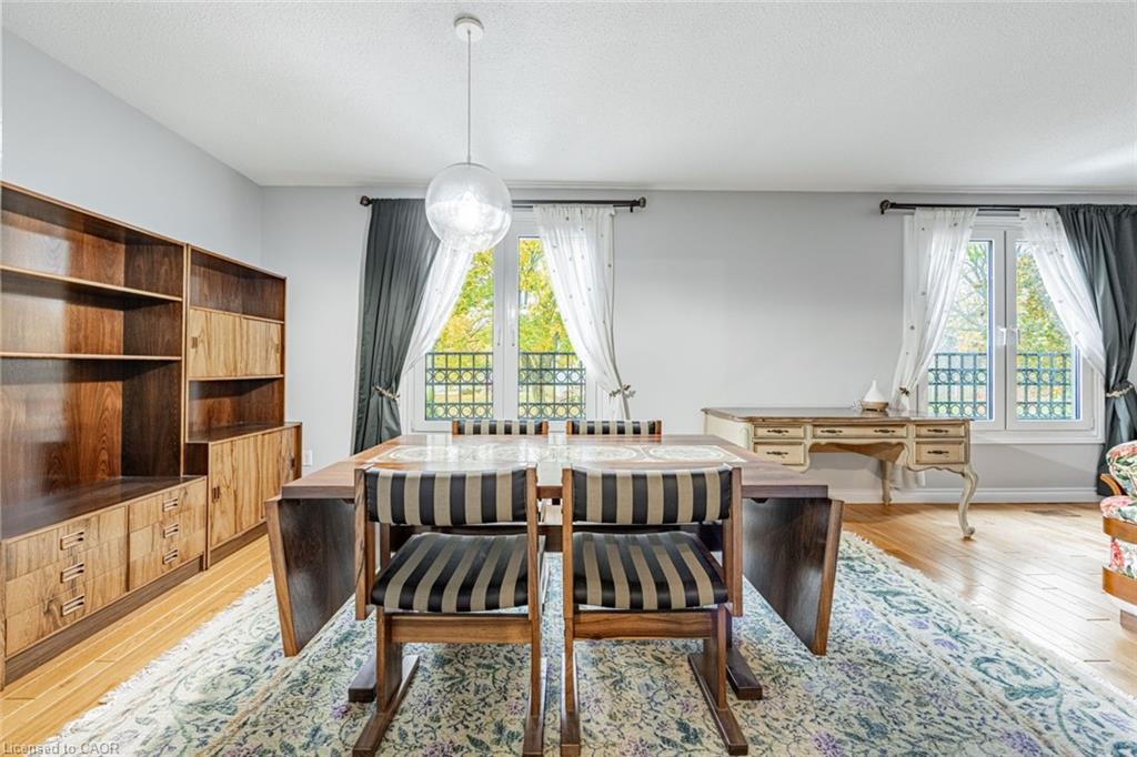 3465 Rubens Court, Burlington, ON - Indoor Photo Showing Other Room