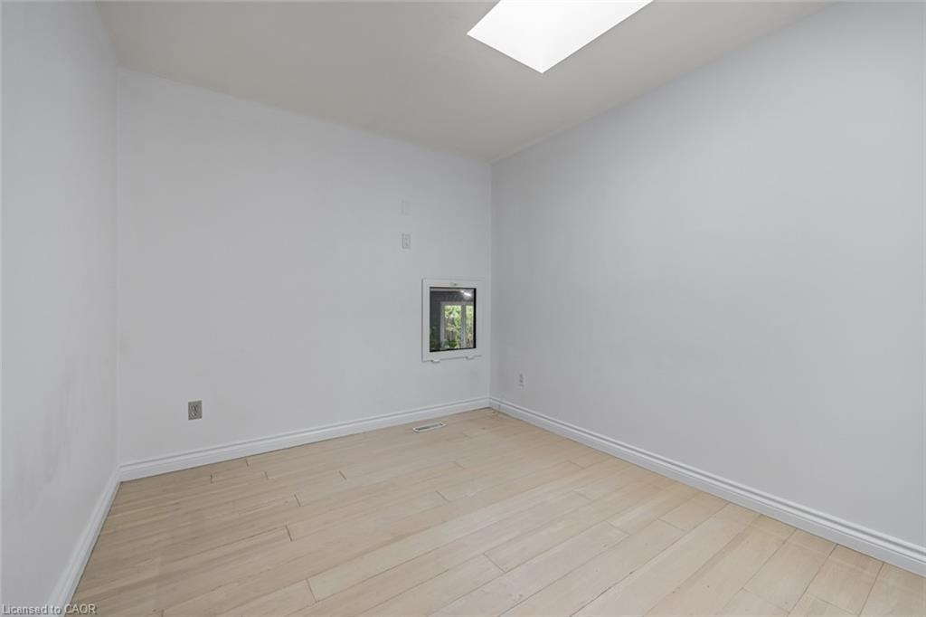 3465 Rubens Court, Burlington, ON - Indoor Photo Showing Other Room