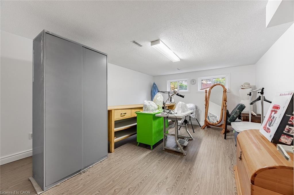 3465 Rubens Court, Burlington, ON - Indoor