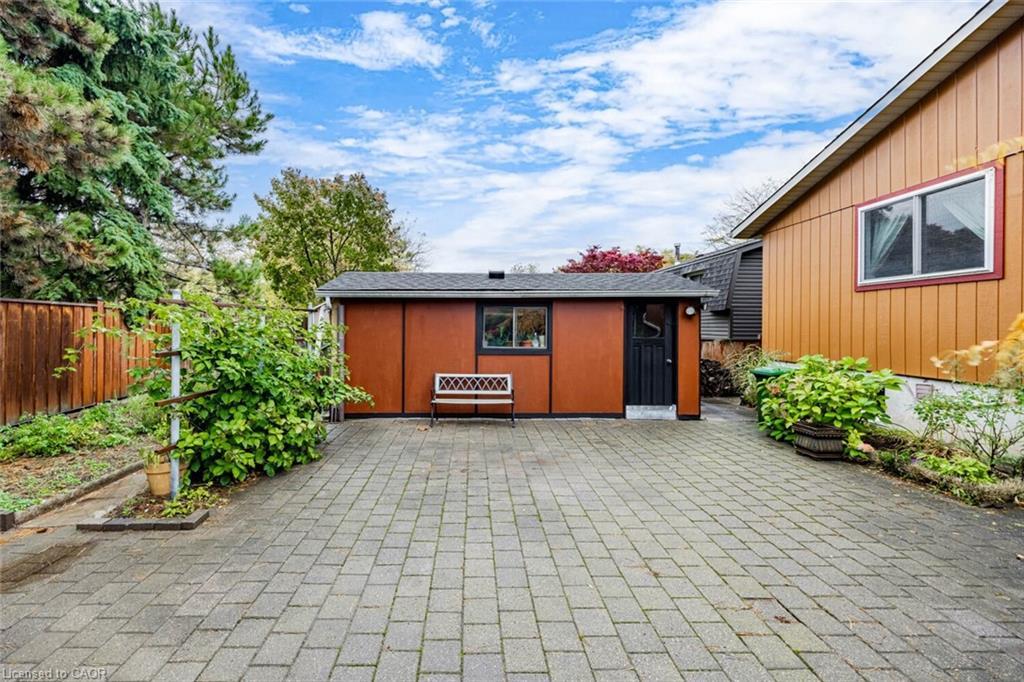 3465 Rubens Court, Burlington, ON - Outdoor