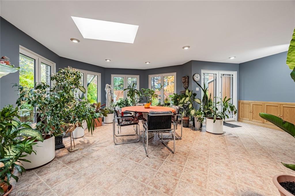 3465 Rubens Court, Burlington, ON - Indoor Photo Showing Other Room