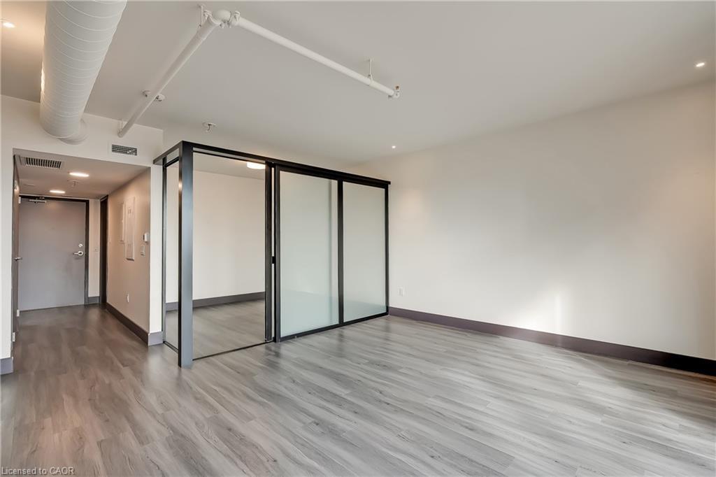 504-121 King Street E, Hamilton, ON - Indoor Photo Showing Other Room