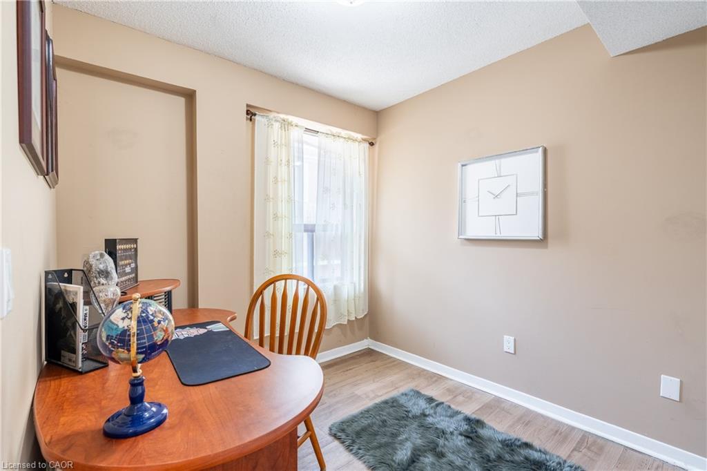 101-4872 Valley Way, Niagara Falls, ON - Indoor