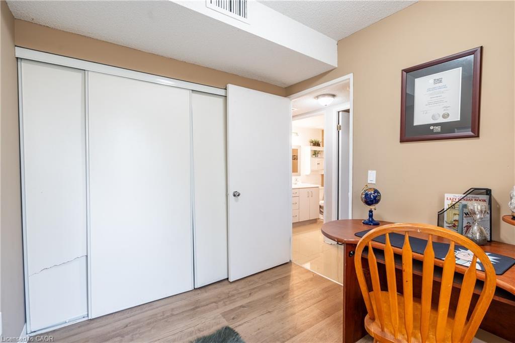 101-4872 Valley Way, Niagara Falls, ON - Indoor