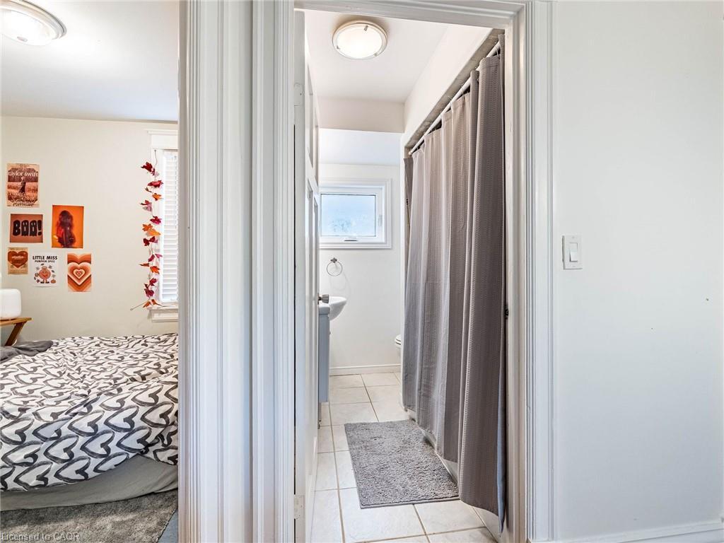 458 Dundurn Street S, Hamilton, ON - Indoor