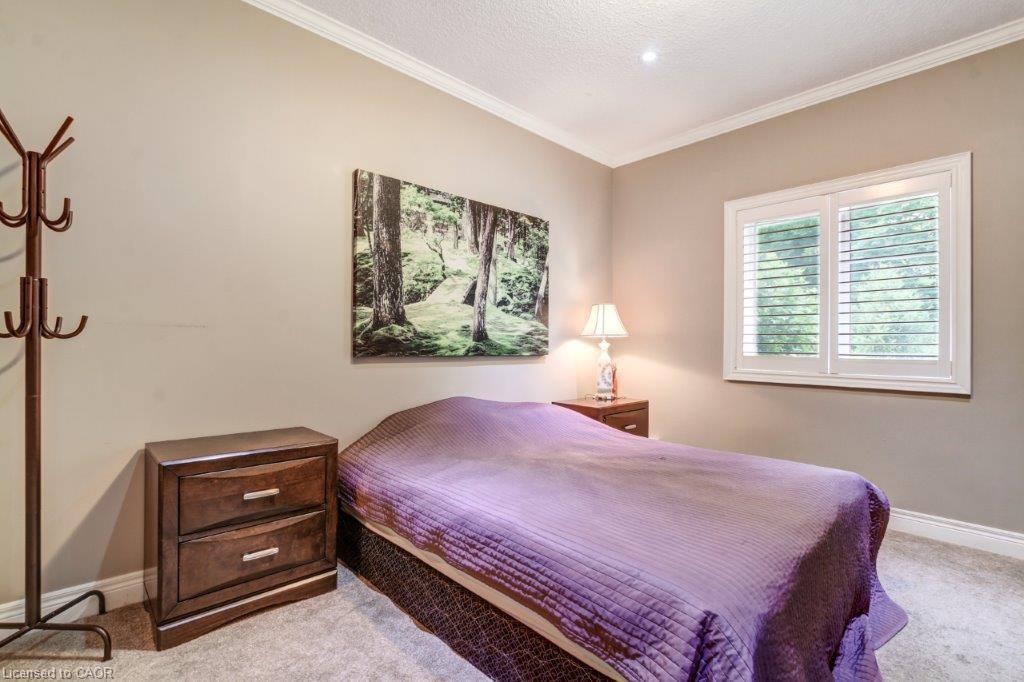 6-194 Donly Drive S, Simcoe, ON - Indoor Photo Showing Bedroom