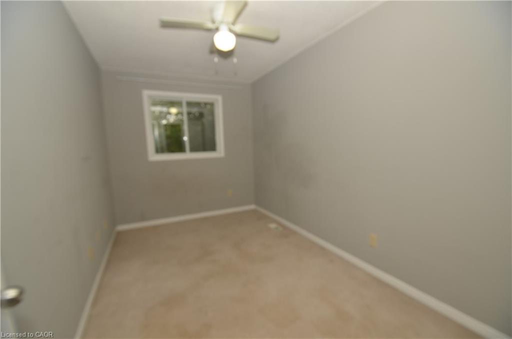 25 Devine Crescent, Thorold, ON - Indoor Photo Showing Other Room