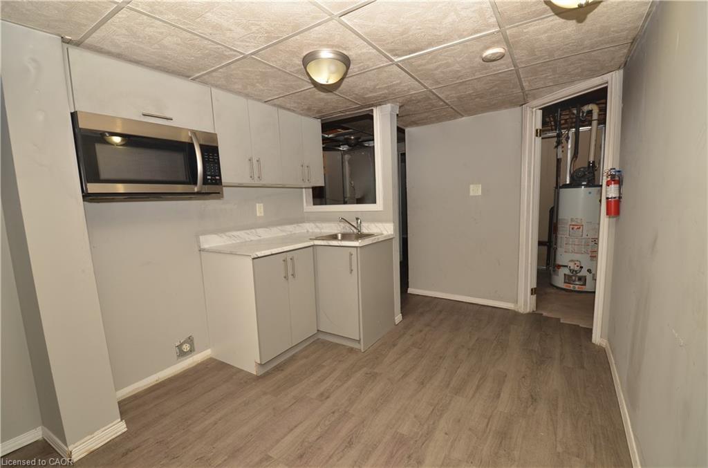 25 Devine Crescent, Thorold, ON - Indoor