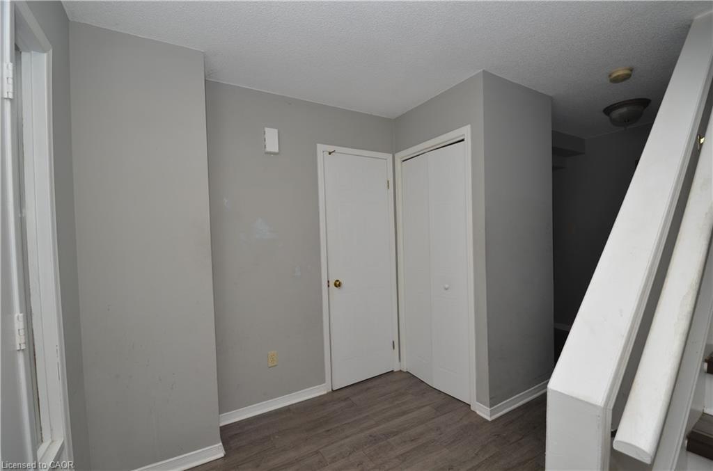 25 Devine Crescent, Thorold, ON - Indoor Photo Showing Other Room