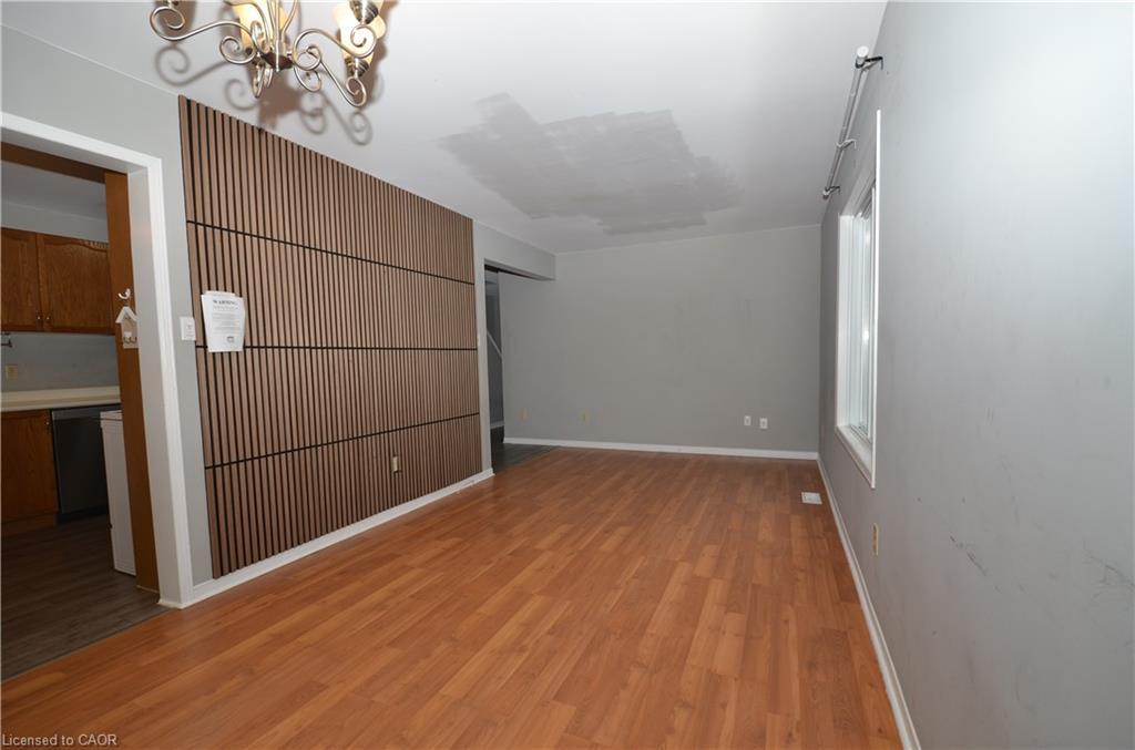 25 Devine Crescent, Thorold, ON - Indoor Photo Showing Other Room