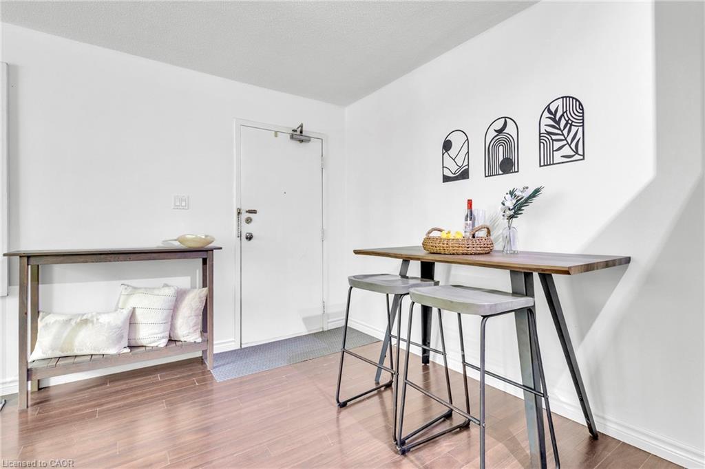 7-119 Cedar Street S, Kitchener, ON - Indoor