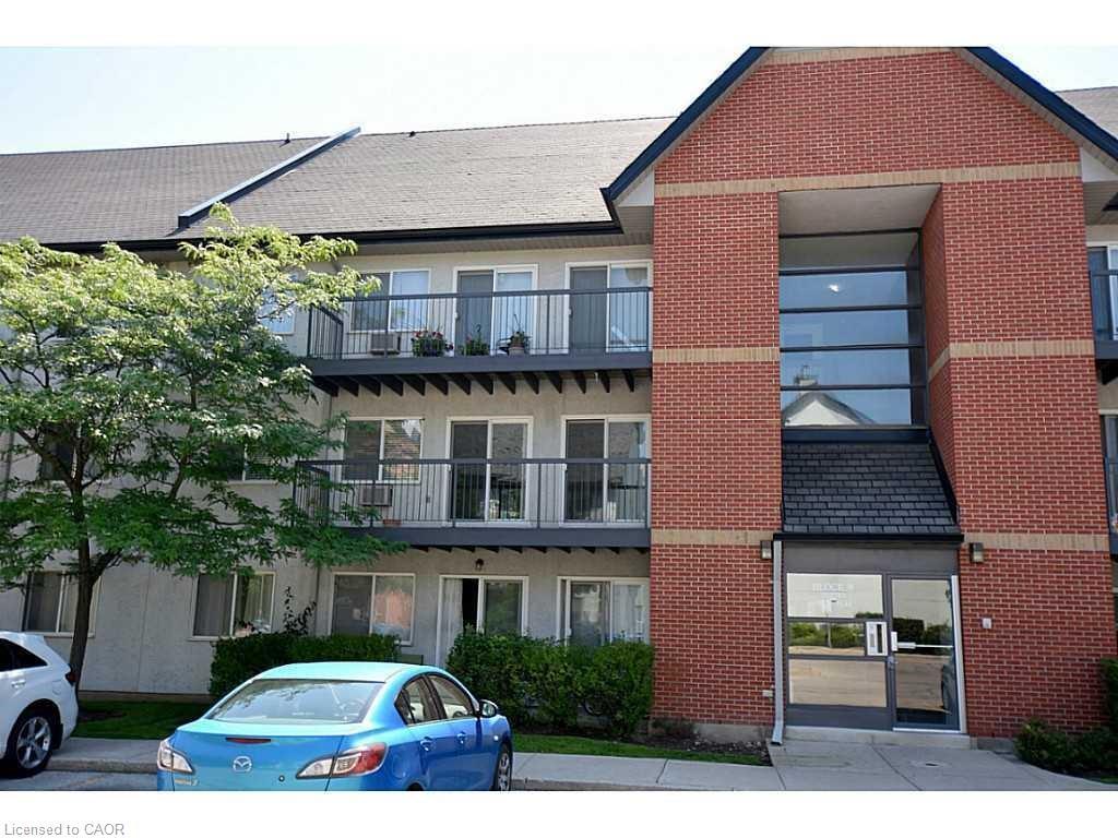 821-1450 Glen Abbey Gate, Oakville, ON - Outdoor With Exterior