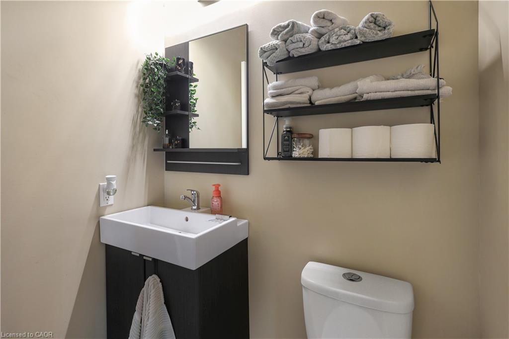 254 Rymal Road W, Hamilton, ON - Indoor Photo Showing Bathroom