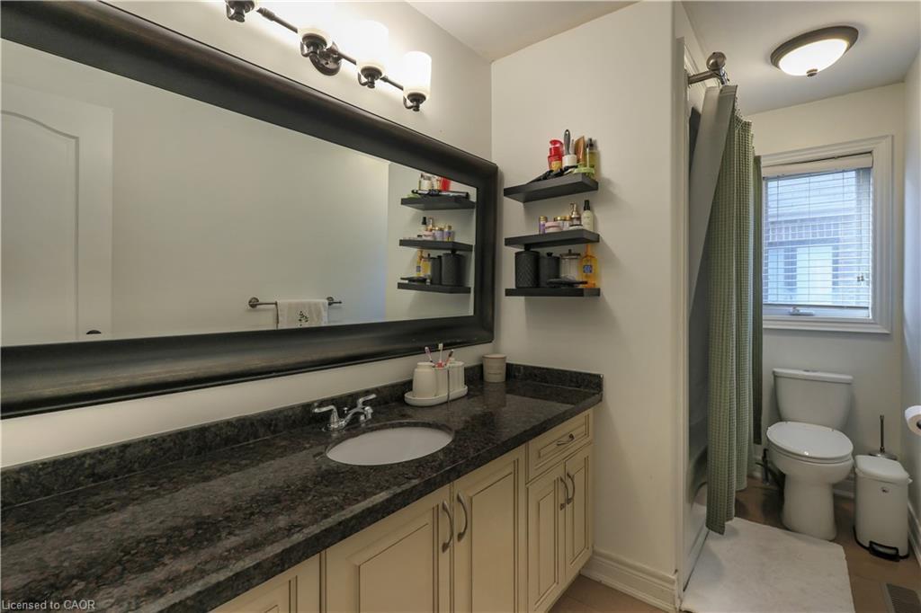 254 Rymal Road W, Hamilton, ON - Indoor Photo Showing Bathroom