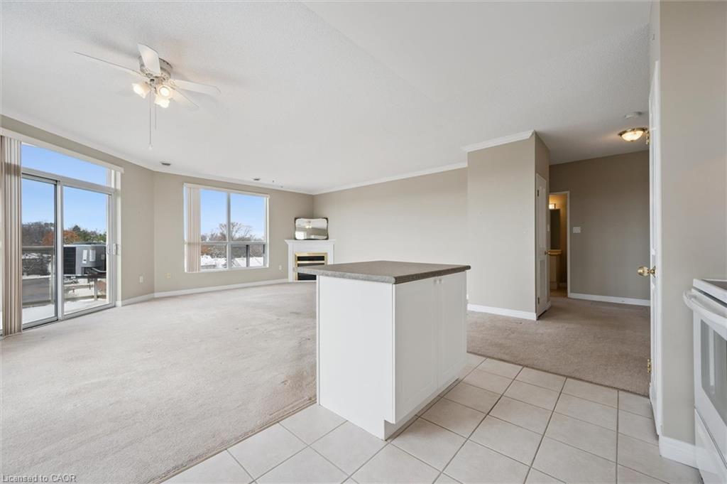 706-255 Keats Way, Waterloo, ON - Indoor