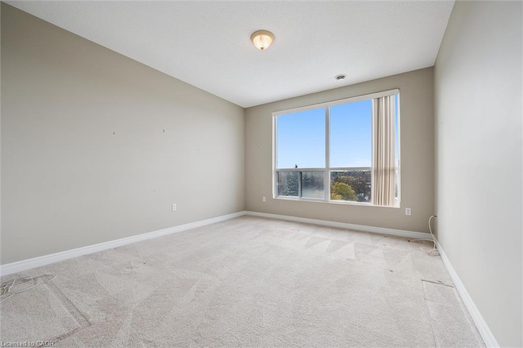 706-255 Keats Way, Waterloo, ON - Indoor Photo Showing Other Room