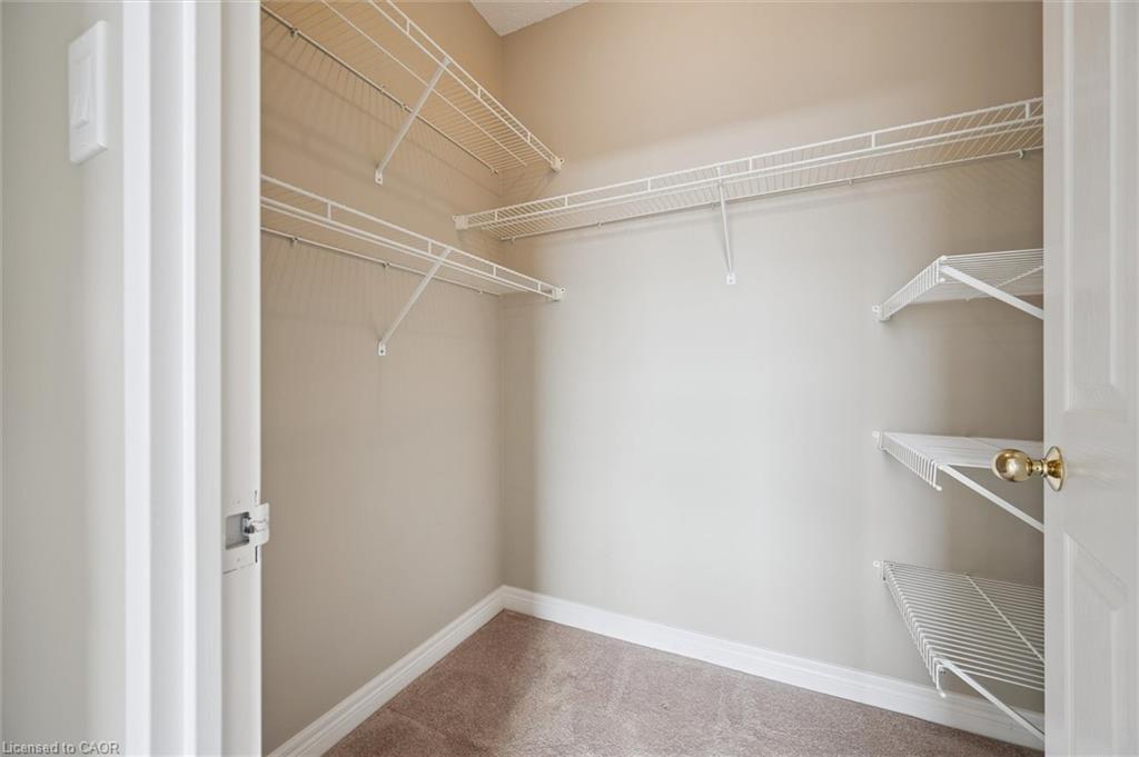 706-255 Keats Way, Waterloo, ON - Indoor With Storage