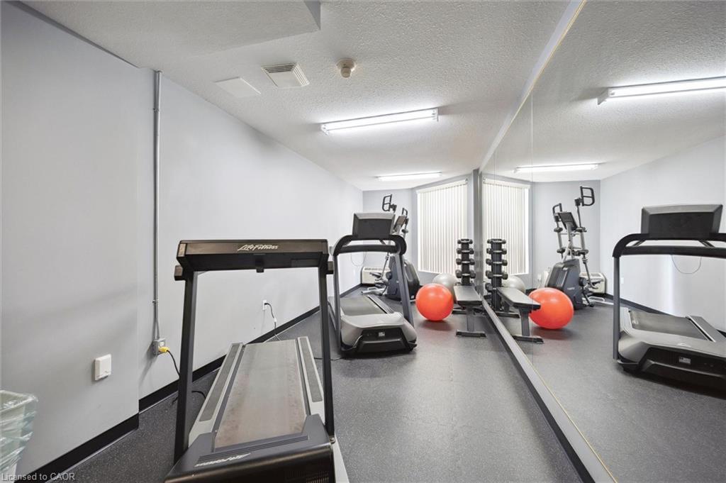 706-255 Keats Way, Waterloo, ON - Indoor Photo Showing Gym Room