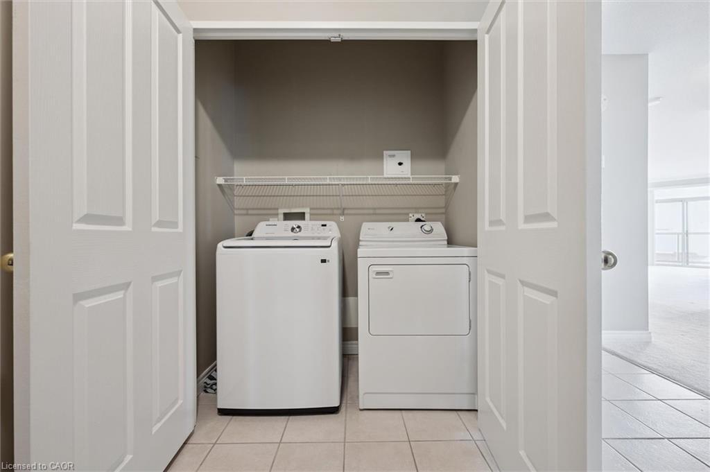 706-255 Keats Way, Waterloo, ON - Indoor Photo Showing Laundry Room