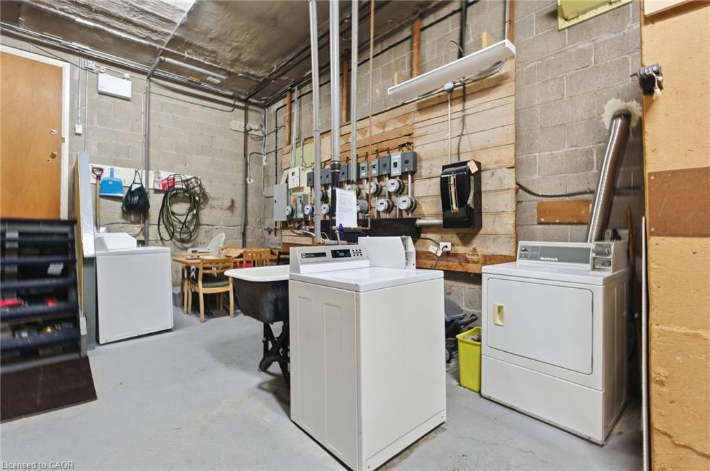 9-1755 King Street E, Hamilton, ON - Indoor Photo Showing Laundry Room