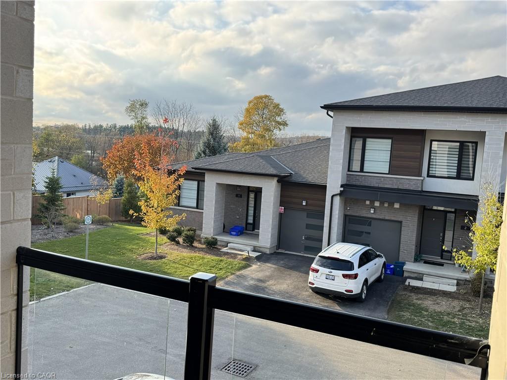 22-350 River Road, Cambridge, ON - Outdoor